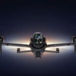 DJI Mavic 4 Pro kini tersedia di Erajaya Group. Hadir dengan 3 kamera, sensor 100MP, gimbal 360°, dan waktu terbang hingga 51 menit. Mulai Rp33 juta.