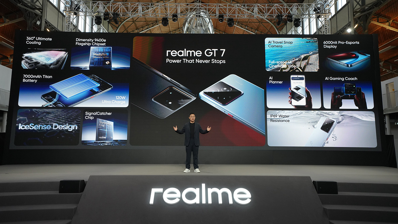 realme luncurkan GT 7 Series global di Paris. Chipset terbaru, baterai 7000mAh, fitur AI canggih, dan kolaborasi eksklusif dengan Aston Martin.