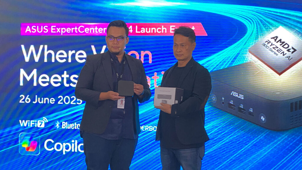 ASUS luncurkan ExpertCenter PN54, mini PC Copilot+ bertenaga AMD Ryzen AI Series dengan dukungan WiFi 7, 4 layar 4K, dan fitur AI terintegrasi.