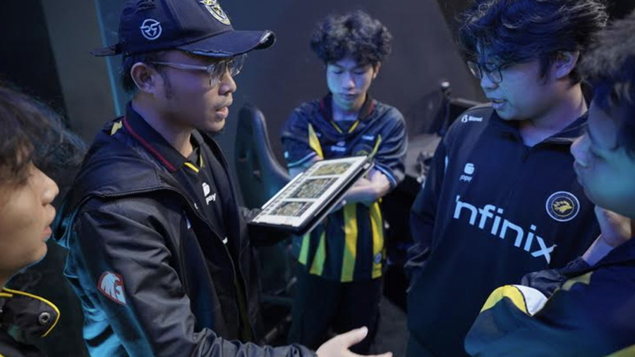 Free Fire, FFWS SEA 2025, esports Indonesia, EVOS Divine, RRQ Kazu, ONIC, Bigetron Esports, Clash Squad, Battle Royale, Grand Final FFWS