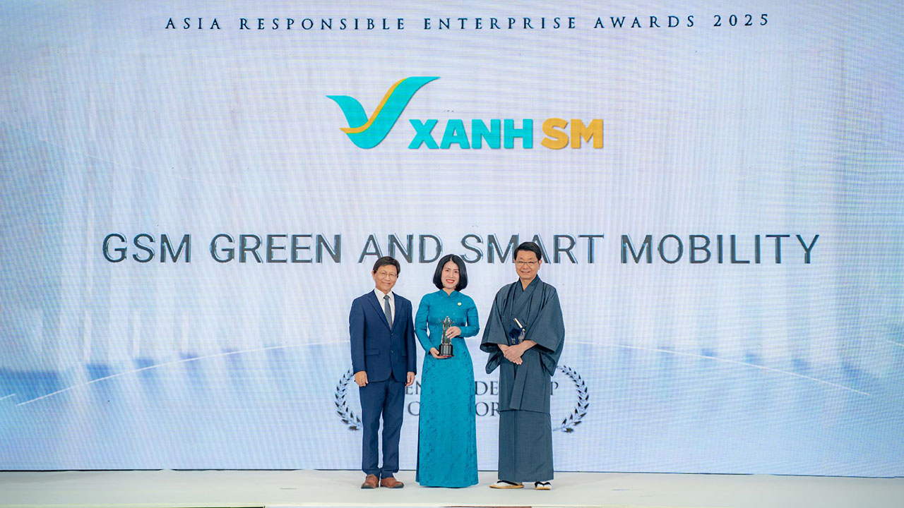 Green SM raih Green Leadership Award di AREA 2025 berkat inovasi transportasi listrik dan komitmen bangun ekosistem mobilitas hijau di Asia Tenggara.