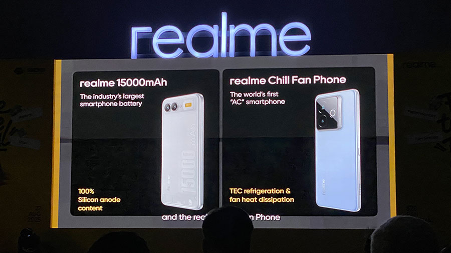 realme hadirkan baterai 15.000mAh dan Chill Fan Phone untuk atasi battery anxiety & overheating demi pengalaman “play hard, last longer”.