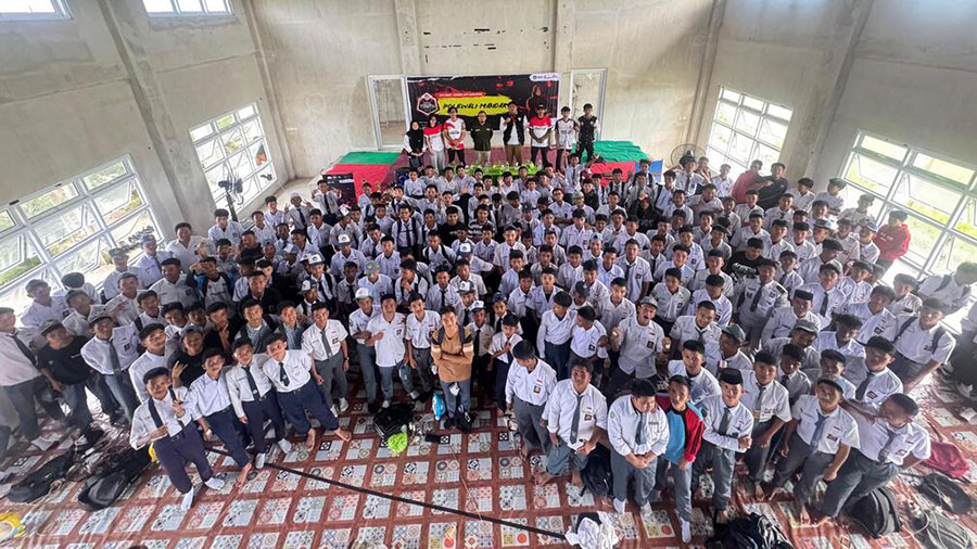 Garena Youth Championship Free Fire 2025 hadir dengan 144 tim di babak Regional Stage, hadiah pendidikan Rp275 juta, dan beasiswa total Rp21 miliar.