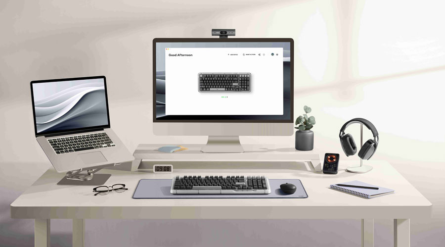 Logitech Alto Keys K98M hadir dengan desain gasket, switch hot-swap, dan AI personalisasi, menjadikan pengalaman mengetik lebih kreatif dan nyaman.