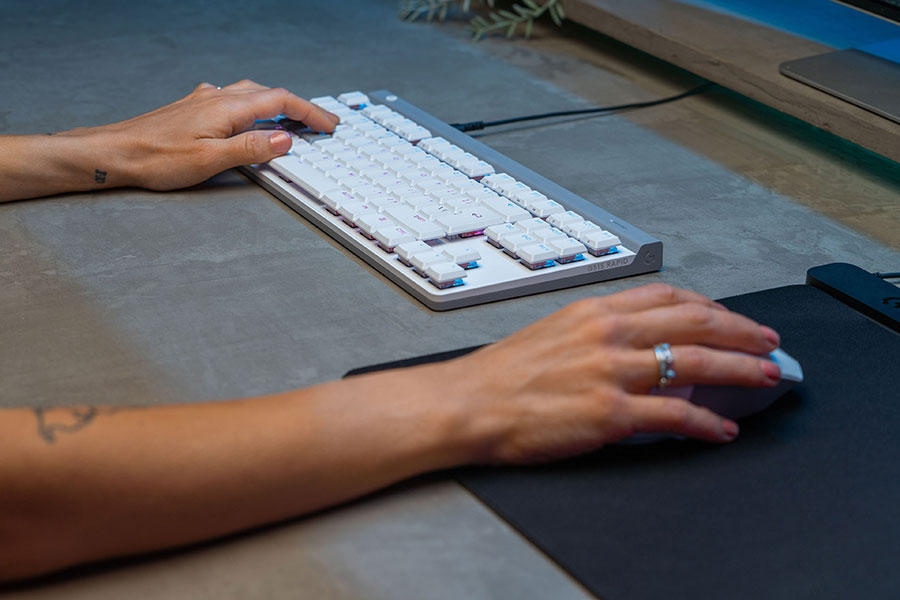 Logitech G PLAY 2025 hadir dengan mouse PRO, keyboard TKL, headset wireless, hingga Streamlabs AI untuk gaming, esports, dan streaming lebih canggih.