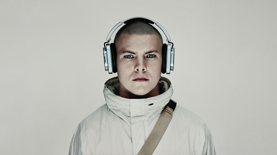 Nothing Headphone (1) hadir di Indonesia lewat Erajaya Digital dengan desain transparan ikonik dan audio premium hasil kolaborasi KEF.