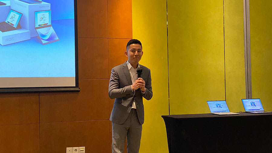 ASUS hadirkan pembaruan lini Vivobook 14, 15, dan S14 di Indonesia dengan prosesor Intel Core generasi terbaru dan fitur premium untuk produktivitas modern.