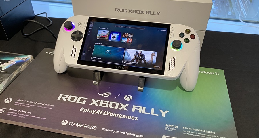 ASUS resmi luncurkan ROG Xbox Ally Series di Indonesia, handheld gaming PC generasi baru dengan prosesor AMD Ryzen AI Z2 dan fitur AI canggih.
