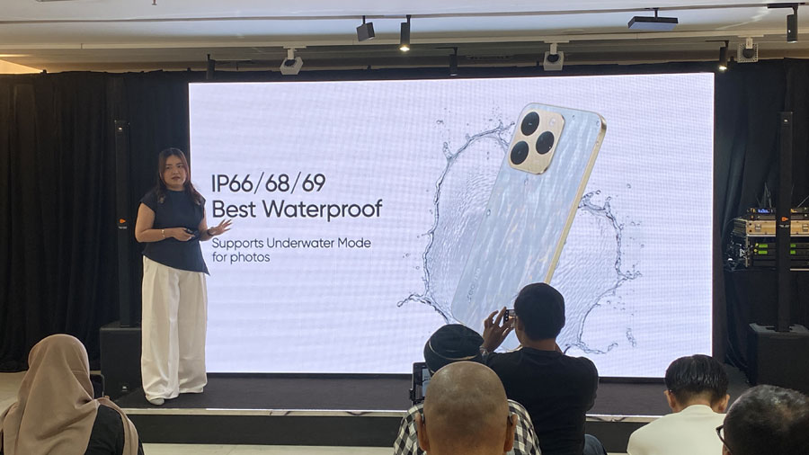 realme 15T 5G hadir dengan desain ultra tipis, baterai 7000mAh, kamera 50MP AI, dan layar AMOLED 120Hz, menjadikannya pilihan ideal anak muda Indonesia.