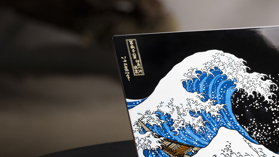 MSI meluncurkan Prestige 13 AI+ Ukiyo-e Edition, laptop edisi terbatas yang memadukan seni Jepang klasik dan teknologi AI berperforma tinggi.