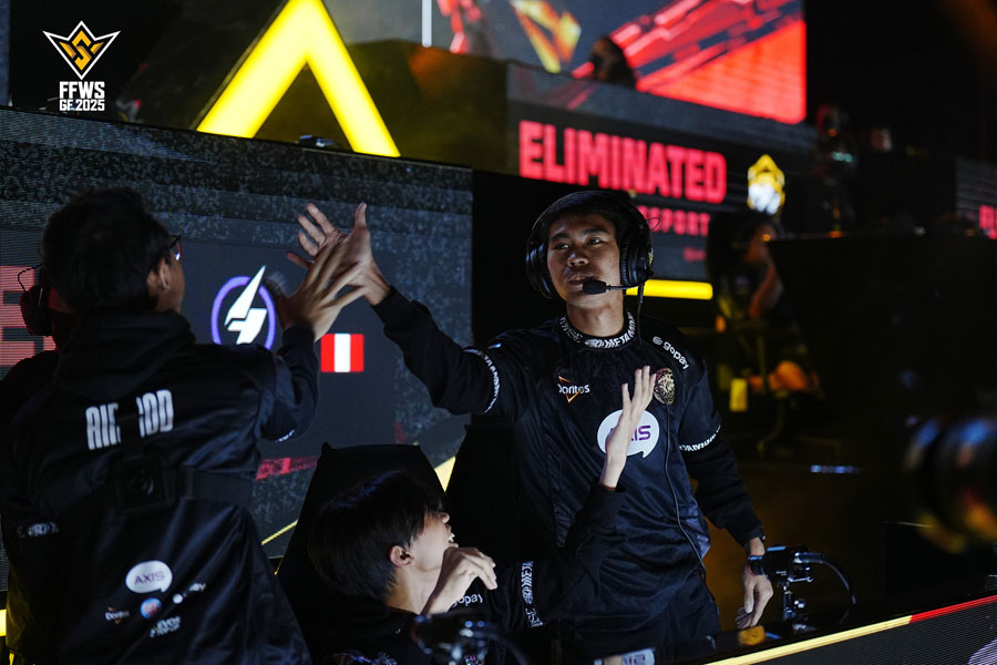 RRQ Kazu dan EVOS Divine berhasil memastikan tiket ke Grand Finals FFWS 2025 Jakarta setelah tampil kuat di Knockout Stage.