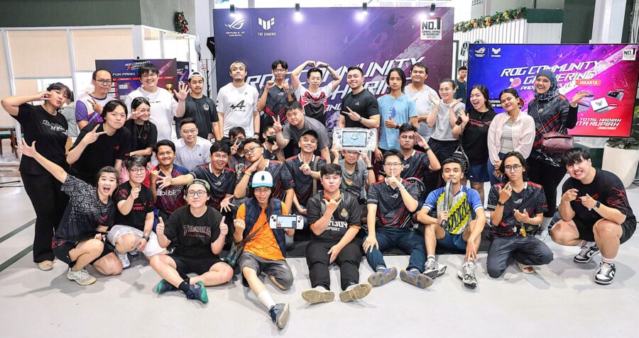 ROG Community Gathering 2025 hadir dengan acara Padel&Play yang memadukan olahraga, talkshow, dan produk gaming terbaru ASUS ROG untuk komunitas gamer Indonesia.