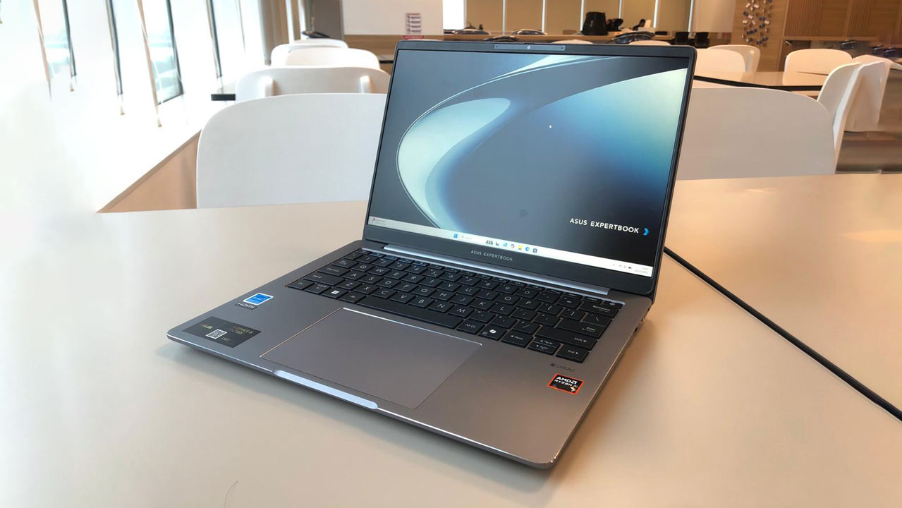 Review ASUS ExpertBook PM3 PM3406CKA: laptop bisnis bertenaga AMD Ryzen AI dengan fitur keamanan, AI meeting, dan daya tahan baterai tinggi.