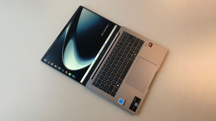 Review ASUS ExpertBook PM3 PM3406CKA: laptop bisnis bertenaga AMD Ryzen AI dengan fitur keamanan, AI meeting, dan daya tahan baterai tinggi.