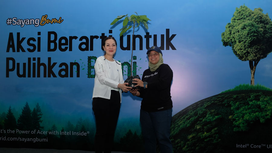 Acer Indonesia menutup gerakan Kelola e-Waste dengan pengelolaan 3 ton limbah elektronik dan penanaman 2.000 pohon sebagai komitmen keberlanjutan.