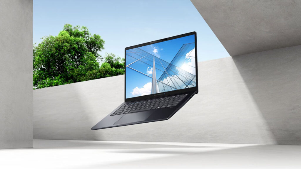 Di CES 2026, ASUS hadirkan ekosistem AI untuk bisnis: ExpertBook Ultra 0,99 kg, seri Expert P & B, MyExpert AI, serta Chromebook fleksibel untuk kerja hybrid.