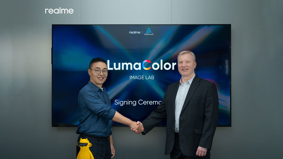 realme 16 Series 5G hadir dengan LumaColor IMAGE dan lab bersama TÜV Rheinland, menghadirkan foto portrait lebih natural, detail, dan emosional.