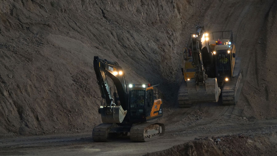 Merdeka Gold ajukan IPO di Bursa Hong Kong untuk perluas investor global, seiring produksi Pani Gold Mine meningkat dan cadangan emas terus bertambah.