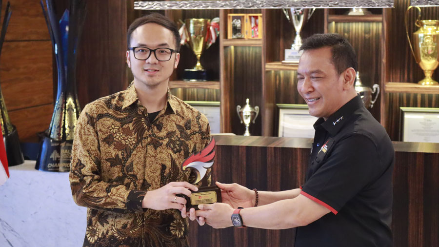 PB ESI apresiasi atlet, publisher, dan stakeholder atas prestasi global, turnamen internasional, hingga rekor dunia esports Indonesia.