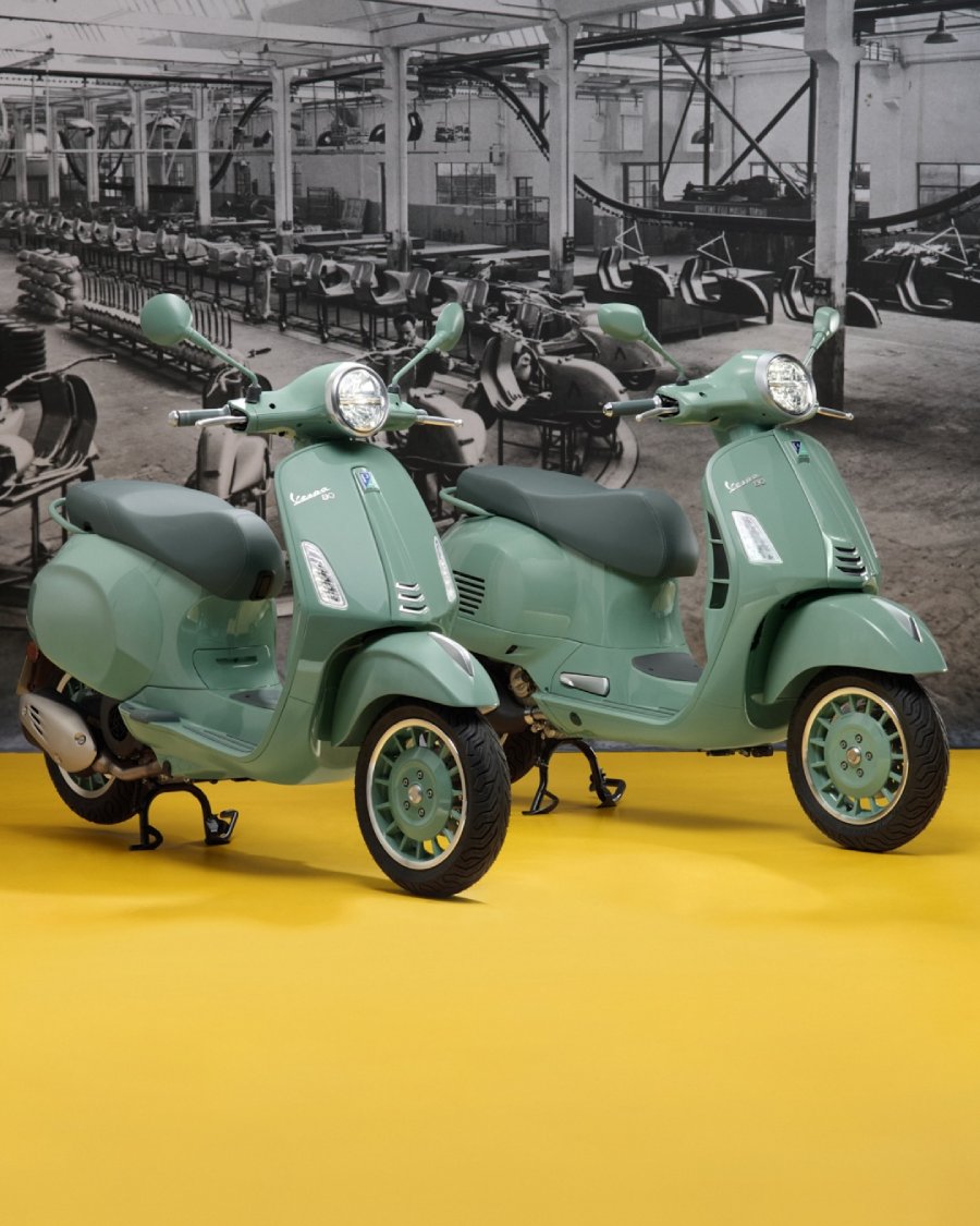 Vespa merayakan 80 tahun perjalanan ikoniknya melalui Vespa 80TH edisi spesial, koleksi anniversary, dan perayaan besar di Roma.