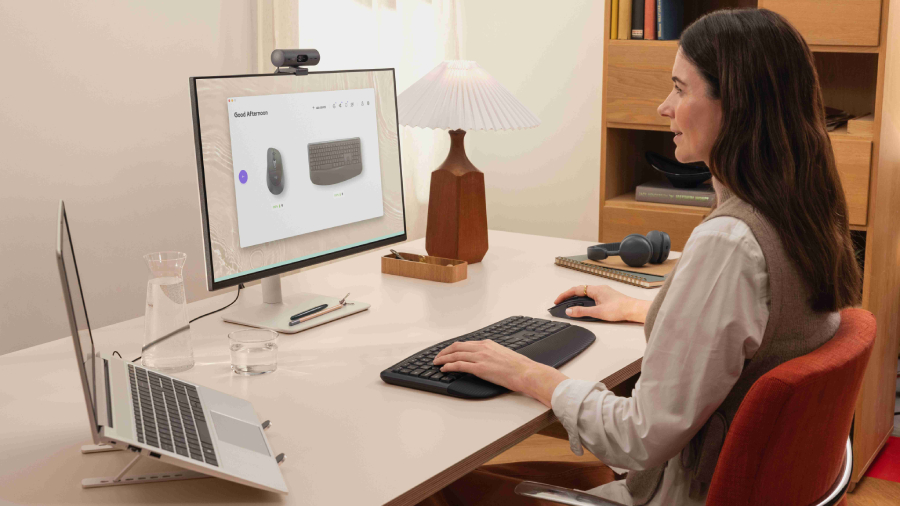 Logitech Signature Comfort Plus hadir di Indonesia dengan mouse dan keyboard ergonomis, silent click, multi-device, serta baterai tahan lama.