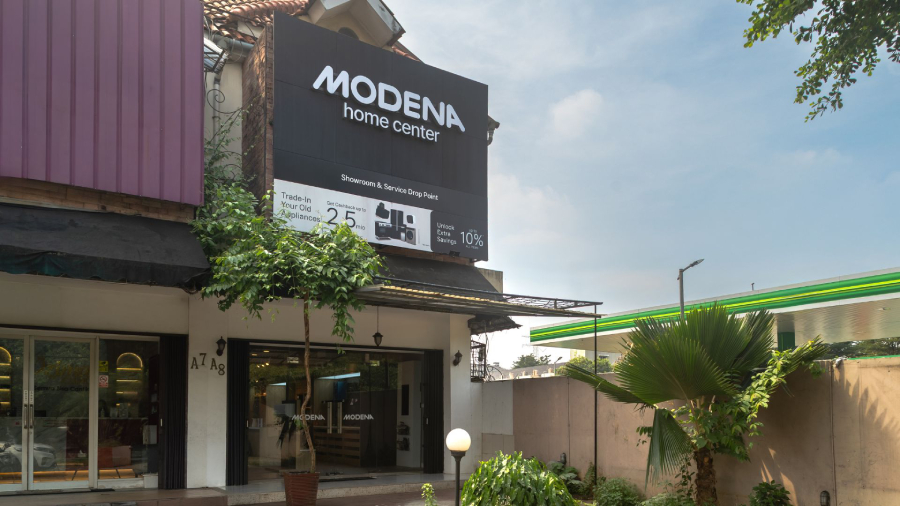 MODENA meresmikan 5 Home Center baru di Sawangan, Bandung, Semarang, Malang, dan Muara Enim untuk memperkuat layanan omnichannel.