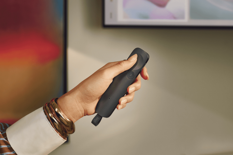 Logitech Spotlight 2 hadir di Indonesia dengan haptics, digital highlighting, koneksi fleksibel, dan baterai tahan hingga 3 bulan.