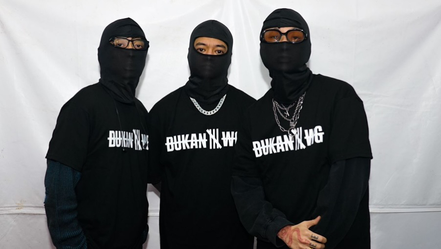 Bassjackers memberi teaser kolaborasi dengan Weird Genius lewat unggahan bertema Indomie yang langsung menarik perhatian penggemar EDM Indonesia.