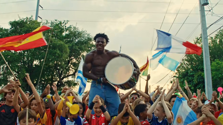 IShowSpeed merilis World Cup (Champions), lagu hype bertema sepak bola yang merayakan euforia Piala Dunia dan semangat fans global.