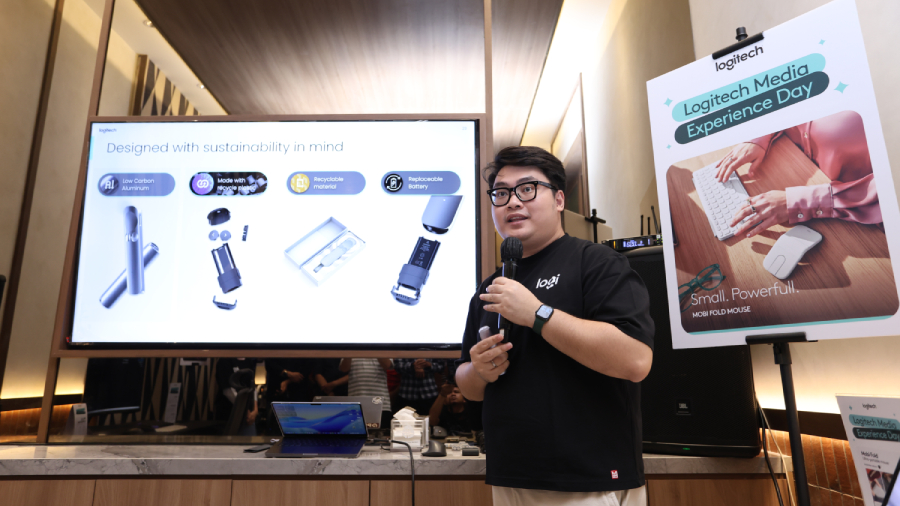 Logitech menghadirkan Media Experience Day dengan 5 zona interaktif, mulai dari gaming, sim-racing, workspace, hingga perangkat kerja.