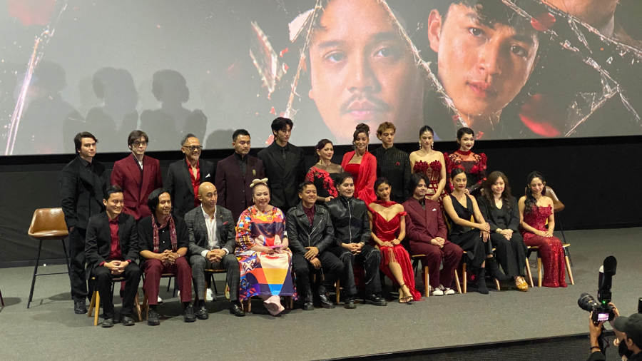 Bunga di Tepi Jurang tayang mulai 31 Juli 2026 di MAXStream TV dan iQIYI dengan kisah perjuangan perempuan menghadapi masa lalu.