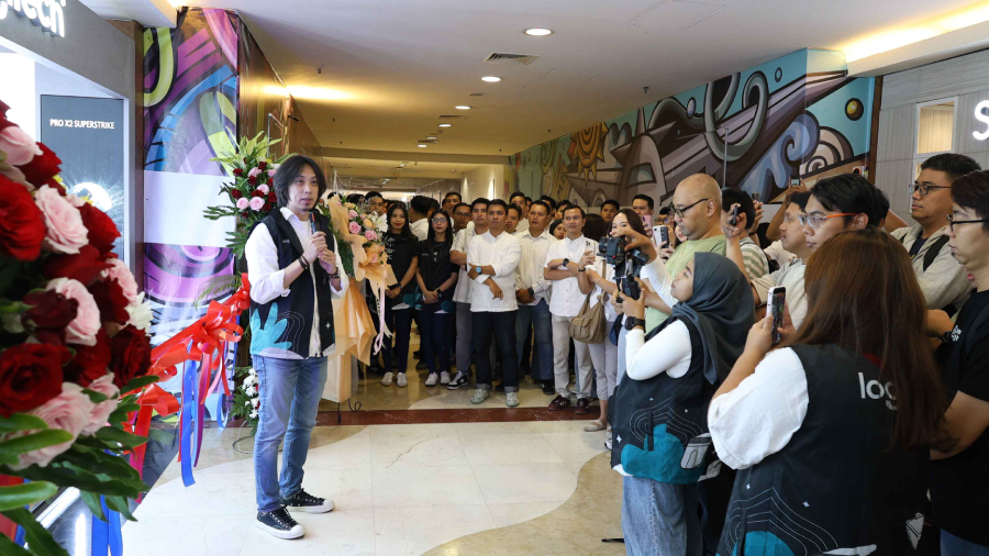 Logitech Experience Store resmi dibuka di Pondok Indah Mall dengan zona interaktif, produk resmi, dan kolaborasi brand lokal.