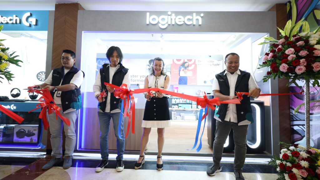 Logitech Experience Store resmi dibuka di Pondok Indah Mall dengan zona interaktif, produk resmi, dan kolaborasi brand lokal.
