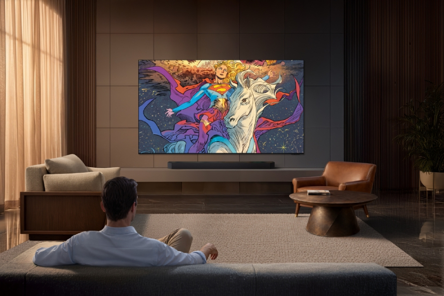 Samsung berkolaborasi dengan Warner Bros. Pictures dan DC Studios menghadirkan koleksi seni digital Supergirl di Samsung Art Store.