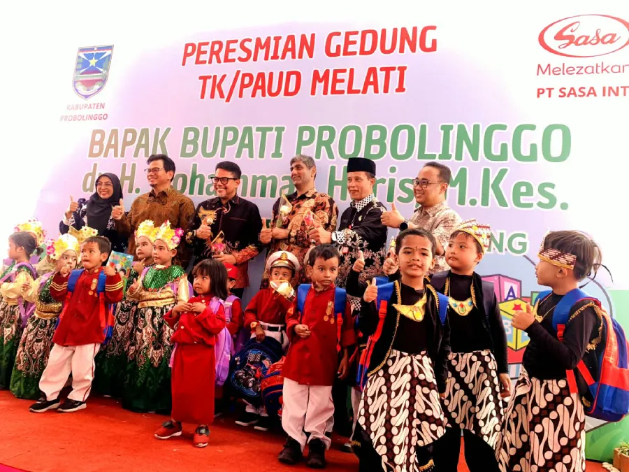 PT Sasa Inti memperkuat komitmen pendidikan berkelanjutan melalui renovasi TK Melati di Probolinggo dan penerapan operasional industri hijau.