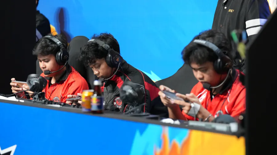 Bigetron by Vitality nekat menyerang Twist di Mill meski sebulan tak latihan di area tersebut. Strategi gambling ini berbuah kemenangan.
