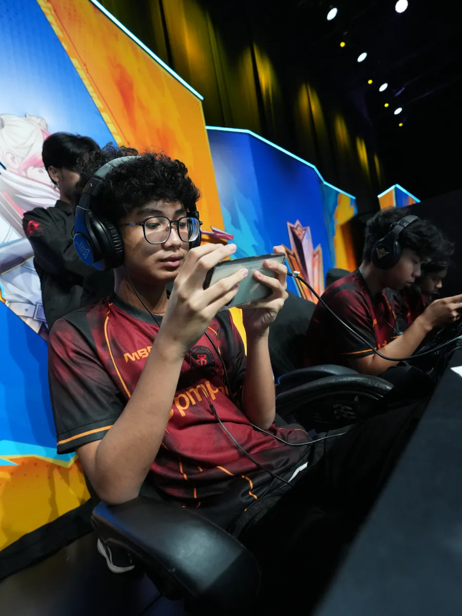 MBR Omega ungkap strategi FFNS tak bisa langsung diterapkan di FFWS SEA 2026 Fall karena perbedaan macro, rotasi, dan pengambilan keputusan