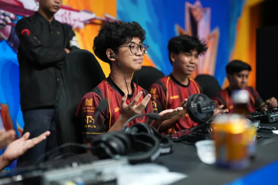 MBR Omega mengungkap kunci performa apik di Week 4 FFWS SEA 2026 Fall hingga berhasil mengamankan tiket Grand Finals Surabaya.