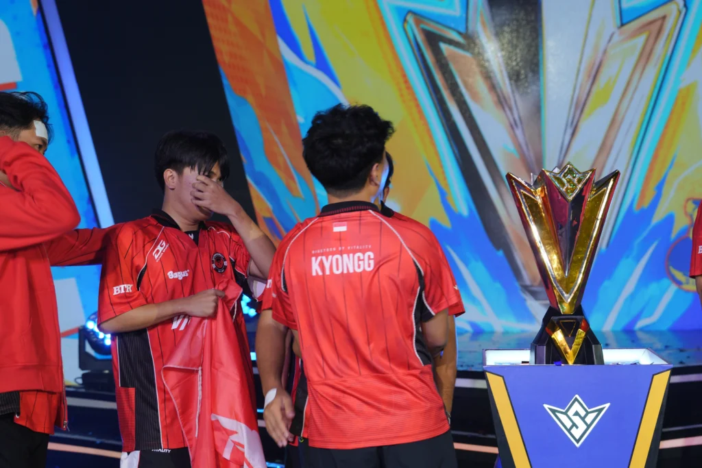 Chrisjo mengungkap alasan mengembalikan Kyongg di Game 12 FFWS SEA 2026 Fall setelah eksperimen memainkan Tiuszz pada pertandingan sebelumnya.