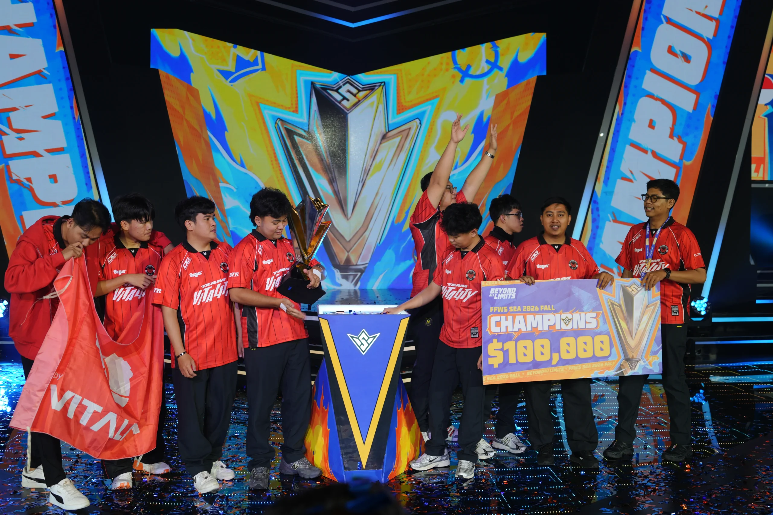 Perjalanan Bigetron dari turnamen komunitas di KFC, juara FFNS, hingga akhirnya meraih gelar juara FFWS SEA 2026 Fall di Surabaya.