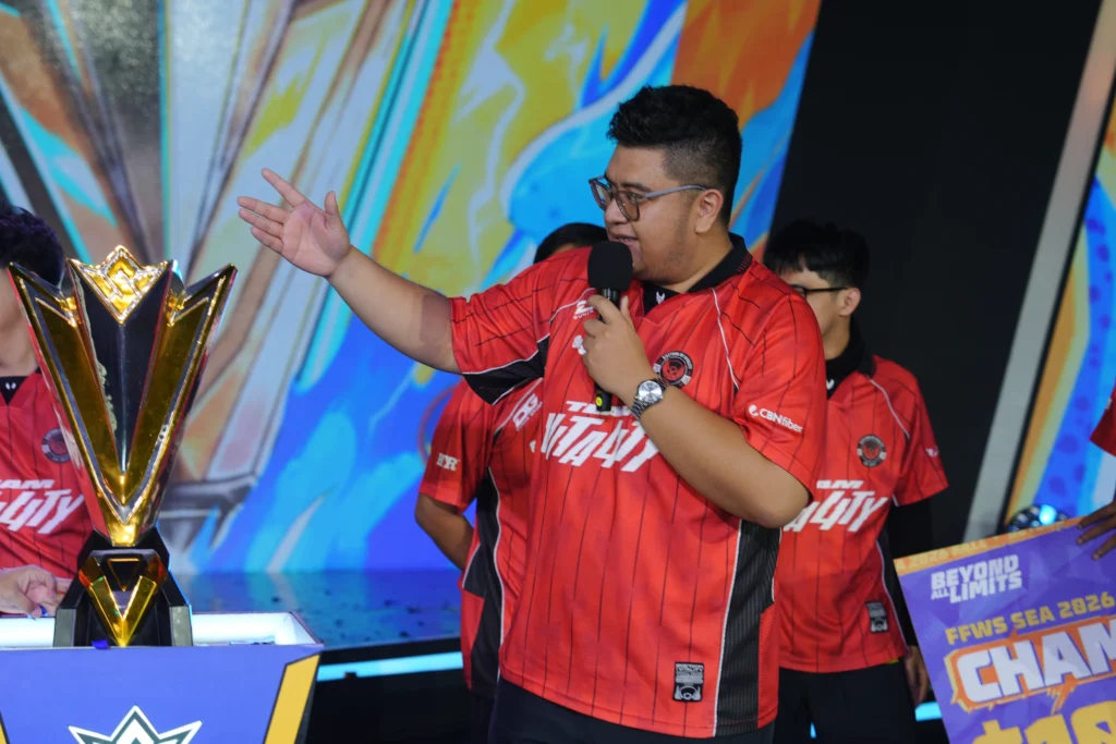 Chrisjo membahas faktor luck dalam battle royale, mulai dari zona, jalur pesawat, hingga pentingnya menciptakan peluang di Champion Rush.