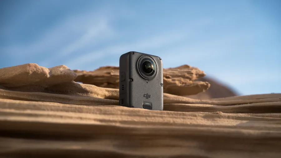 DJI Osmo 360 II resmi hadir di Indonesia dengan video 360° 8K/60fps, sensor HDR 1 inci, AI SuperNight 2.0, dan harga mulai Rp9,99 juta.