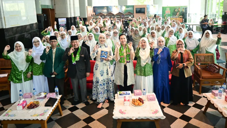 OREO dan Fatayat NU berkolaborasi memperkuat peran ibu dalam menciptakan Ekosistem Ramah Anak melalui pembelajaran seru dan interaktif.