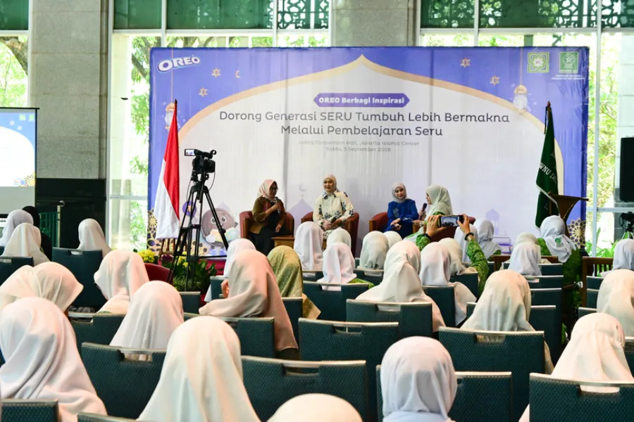OREO dan Fatayat NU berkolaborasi memperkuat peran ibu dalam menciptakan Ekosistem Ramah Anak melalui pembelajaran seru dan interaktif.